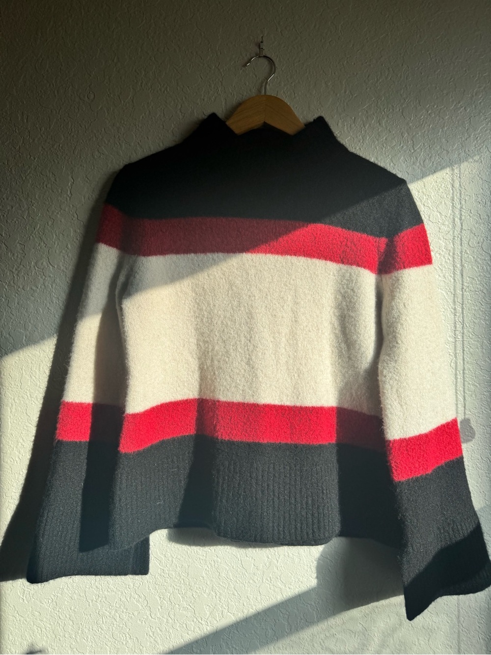 Banana Republic Wool Yak Hair Blend Color-Block Mock Neck Sweater Size M